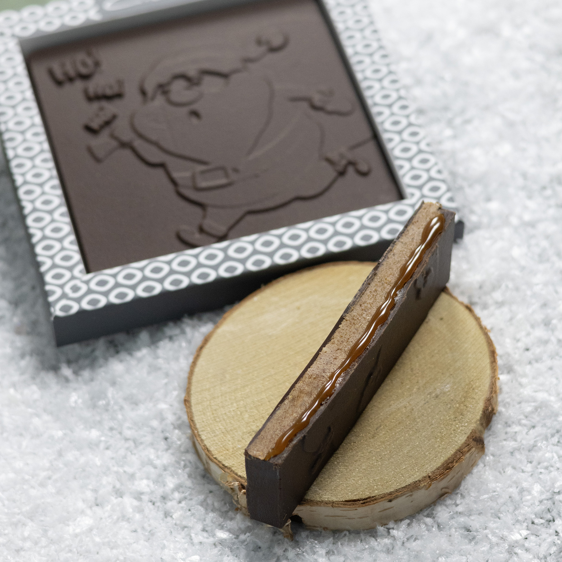 C.Chocolat bouchées gourmandes chocolat noir caramel au beurre salé praliné aux amandes Idée cadeau noel C.Chocolat Chocolats - Écrins de chocolat - gâteaux de voyages - gourmandises - idées cadeaux tablettes de chocolat C.Chocolat Brest Duquesne Jaurès Guipavas Coataudon Kergaradec Landerneau rue du pont Quimper rue Kéréon Finistère Expédition par colis livraison à domicile