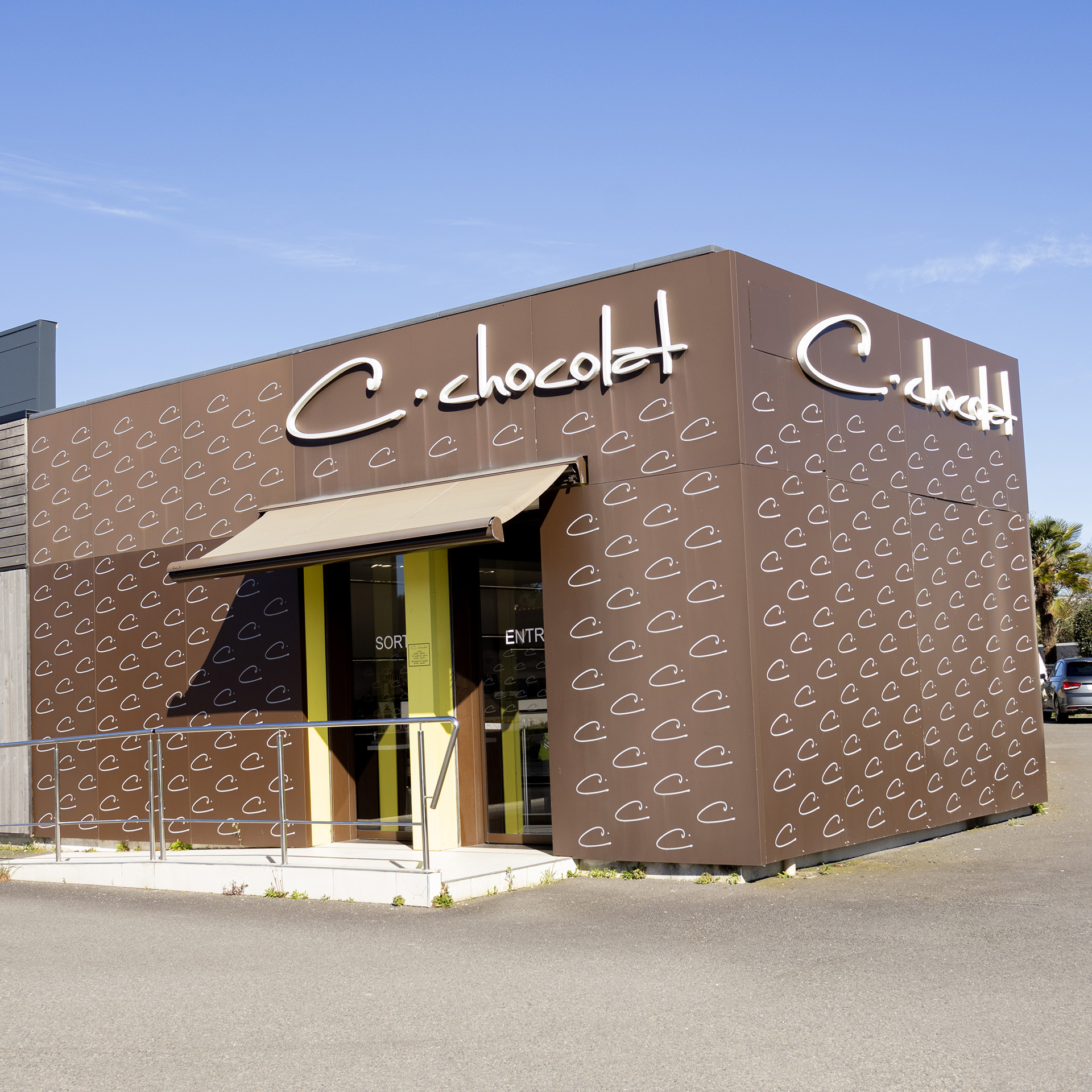C.Chocolat coataudon Guipavas pâtisseries verrines bûches chocolats de noel écrins de chocolat coffrets de macarons gâteaux de voyage coffrets exclusifs idées cadeaux