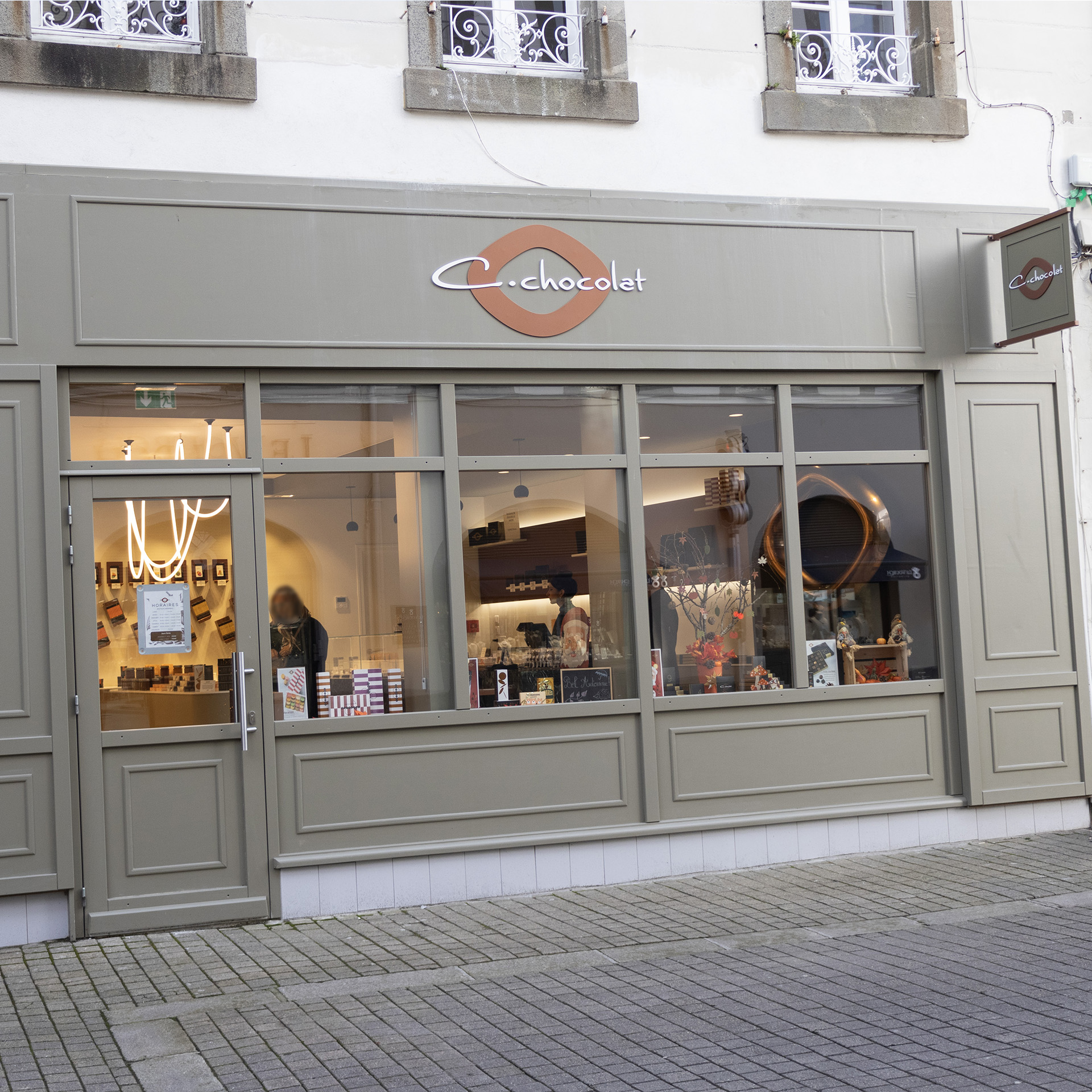 C.Chocolat landerneau chocolats de noel écrins de chocolat coffrets de macarons gâteaux de voyage coffrets exclusifs idées cadeaux